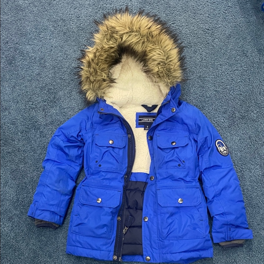 Lands End Winter Jacket ❄️ Royal Blue with Fur Hood perfect condition